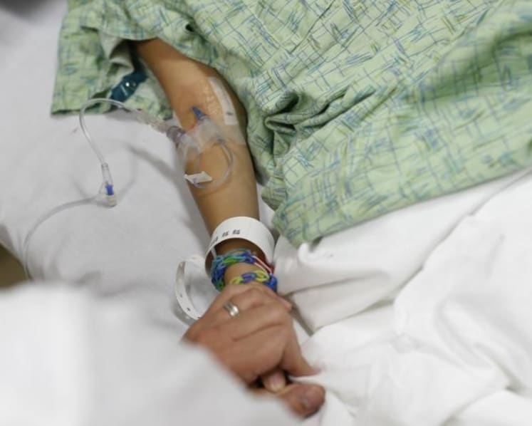 Doctors 'need not list all possible side effects' of drugs or treatment