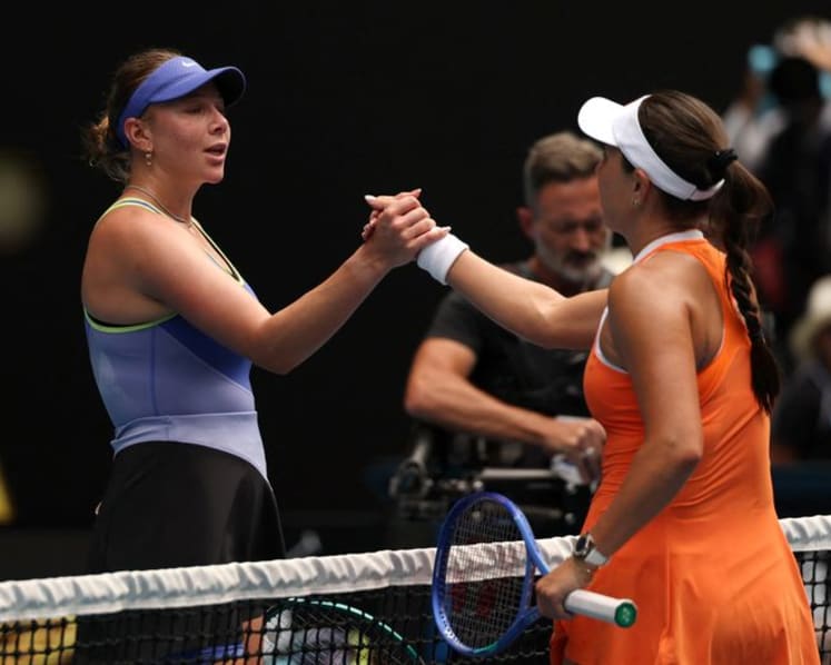 Pegula sees off fellow American Anisimova to reach first Australian Open semi