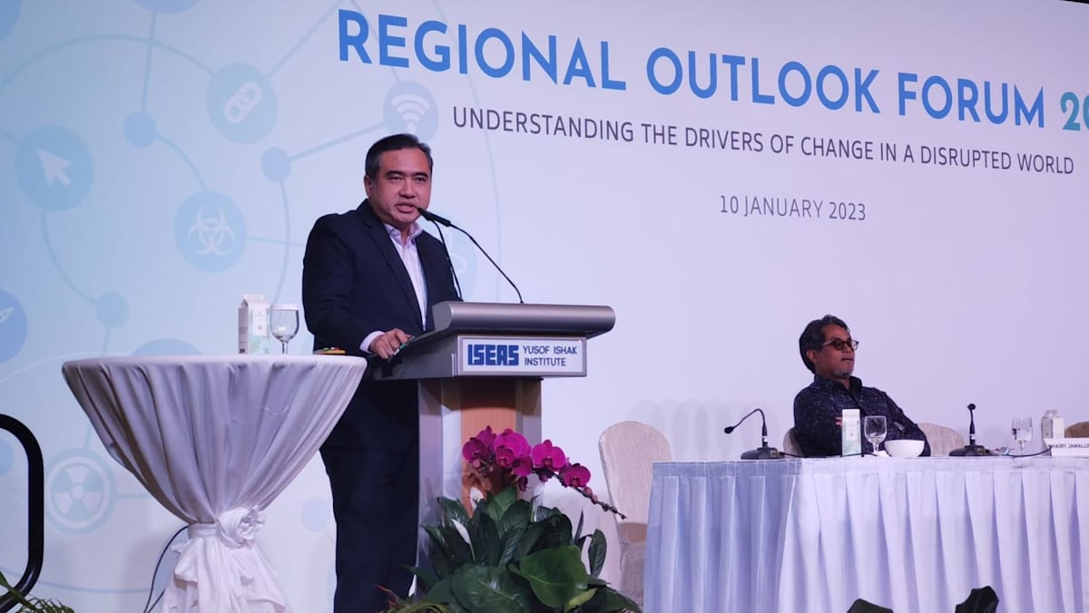 Fix domestic issues instead of using foreign policy to win political  support: Malaysian transport minister - CNA