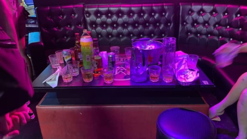 27 orang di siasat polis atas pelbagai kesalahan selepas sekatan perniagaan  hiburan malam dilonggarkan