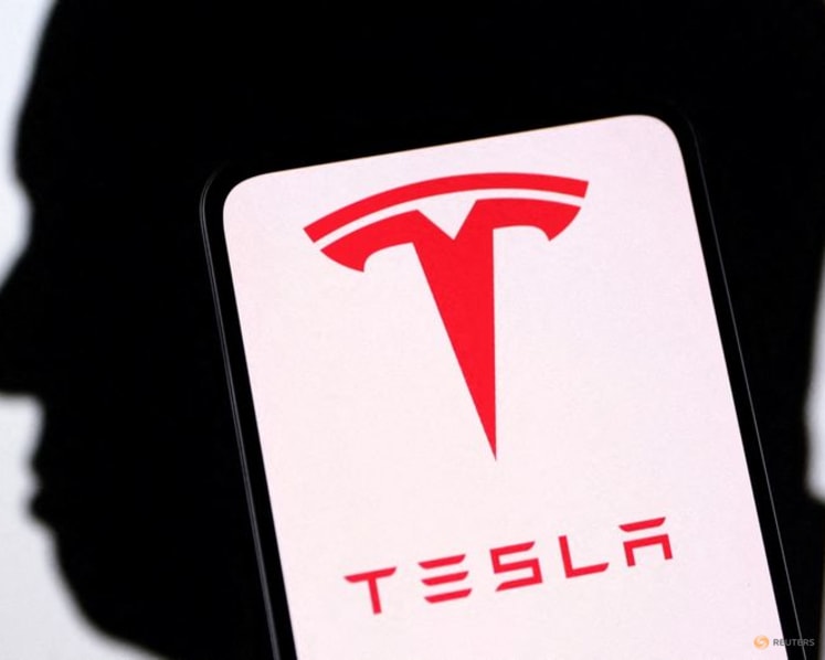 Commentary: Elon Musk had a great year. Tesla sales, not so much