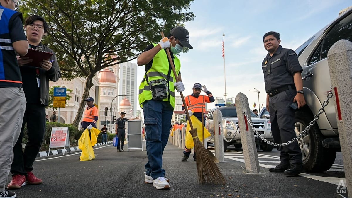 ‘Follow rules’: First Singaporean litterbug convicted under Malaysia's stricter law serves community service in KL