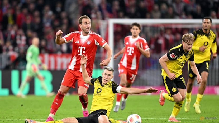 Kane is scorer and provider as Bayern snap Dortmund's unbeaten run with 2-1 win