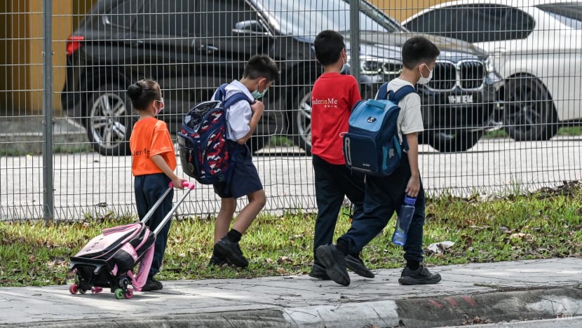 'Modest' athletic clothing allowed as Malaysian schools try to beat the heat