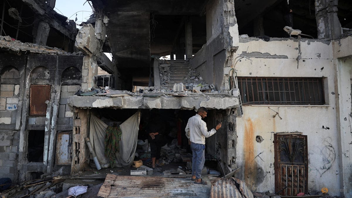 Israel launches fresh strikes on Gaza, Qatar warns of escalation