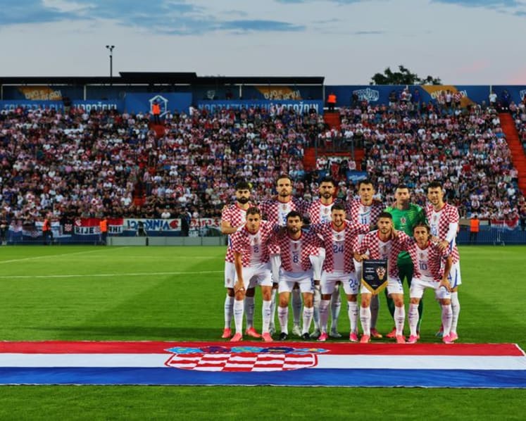 Croatia head to World Cup on high after late 2-1 win over Slovenia