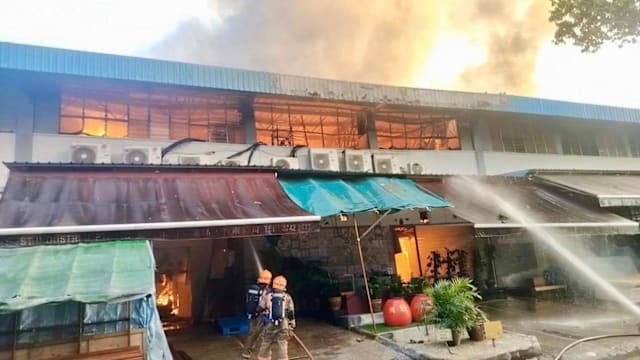 两名消防员因友诺士大火而送院