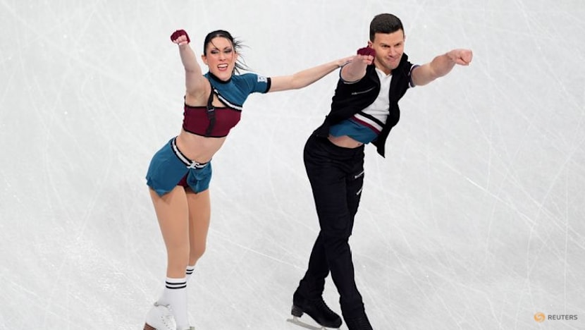 Olympics–Figure skating-Italy’s Guignard and Fabbri chase another Olympic bronze
