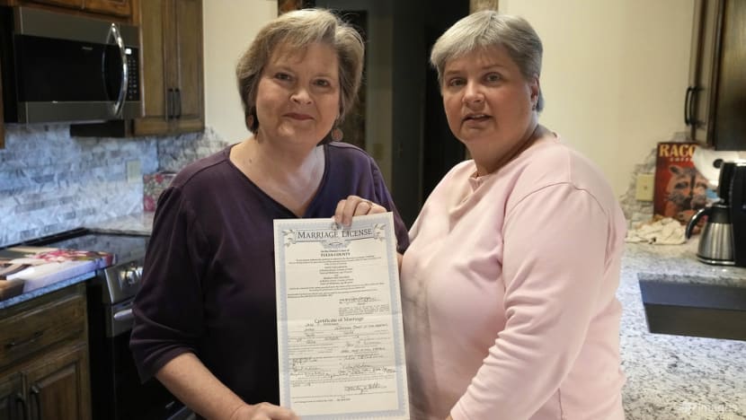 Same-sex couples wary despite federal marriage rights Bill Same-sex couples wary despite federal marriage rights Bill
