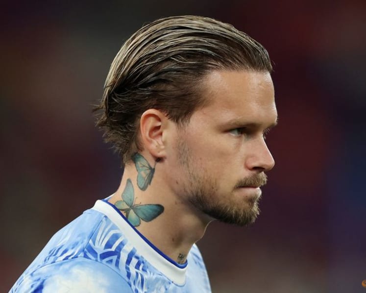 Mudryk's long wait ends with emotional Chelsea comeback