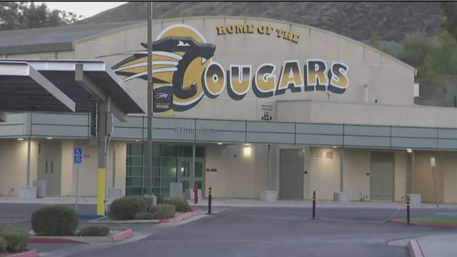 穿着不符规定被罚跑 美国男孩晕倒身亡