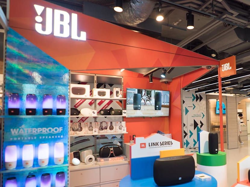 Check Out Taobao's First Physical Store & 9 Other Cool Things At NomadX