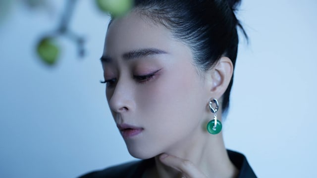 像蒋欣这样的“直”人，在职场能走多远？