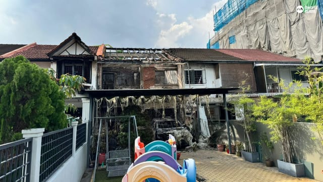 加东排屋失火 邻居：失火排屋屋主仍未找到临时住所