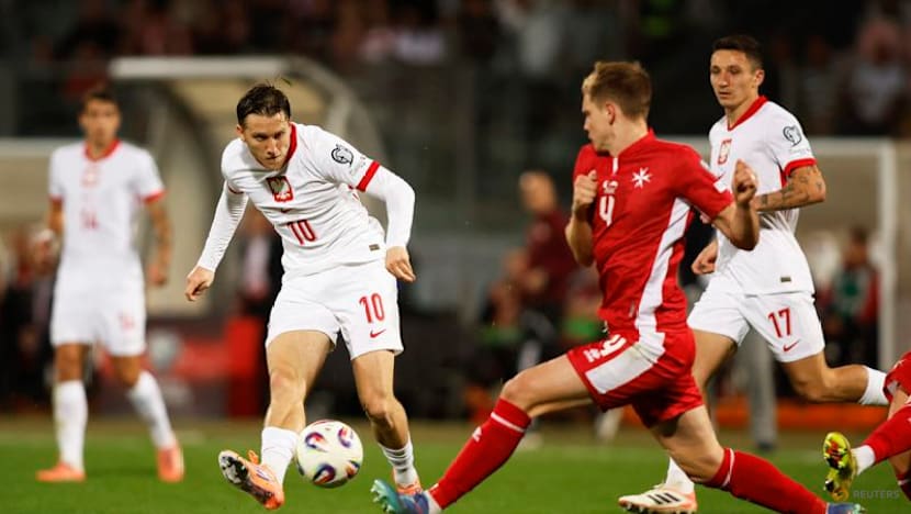 Poland snatch victory over Malta but head for World Cup playoffs