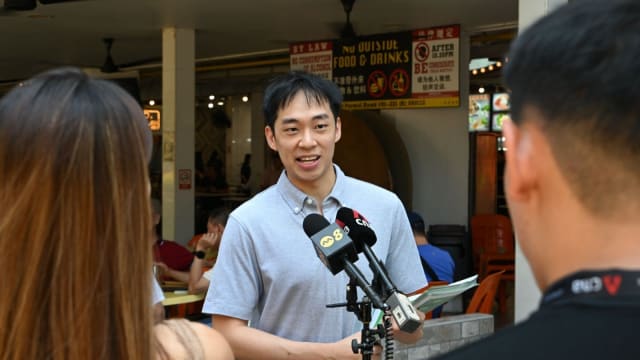 【GE2025】独立候选人劳家强走访拉丁马士 盼引进更多科技解决方案