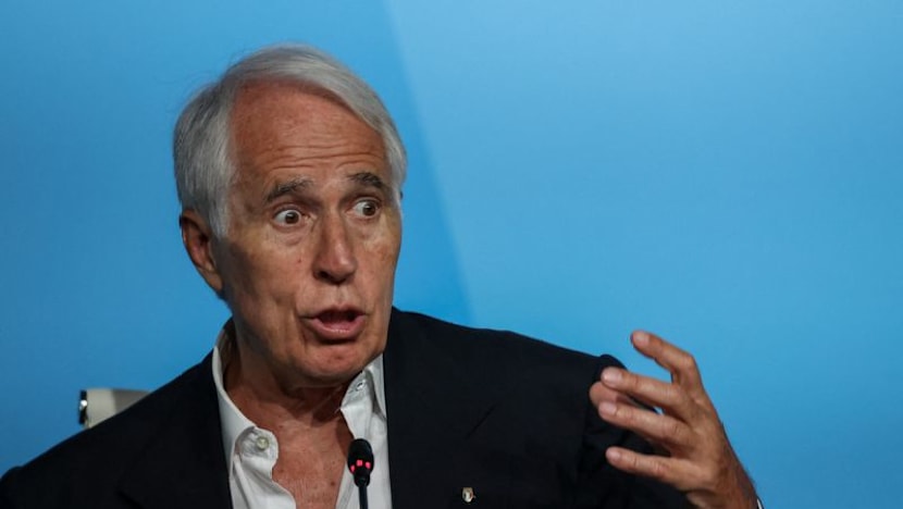Italian soccer chief to lose job but stay as special administrator