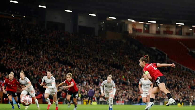 Tanikawa the tonic for Bayern in Women's Champions League win over Man United