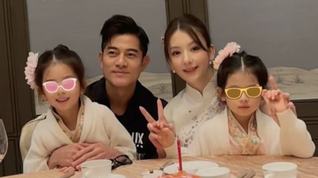 方媛与6个月小女儿同框！高颜值曝光，这特质像极郭富城