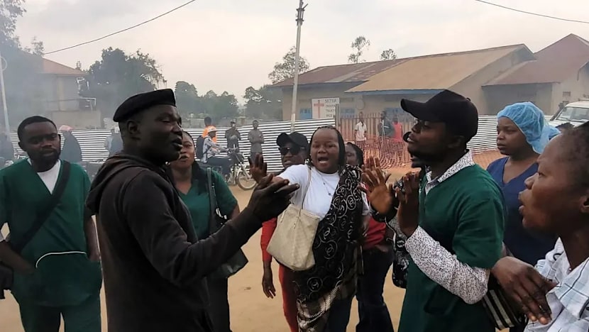 Kesesakan pusat perlindungan tingkat risiko penularan Ebola di Congo