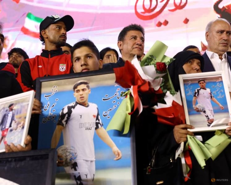 Iran hold World Cup departure rally despite continuing concerns