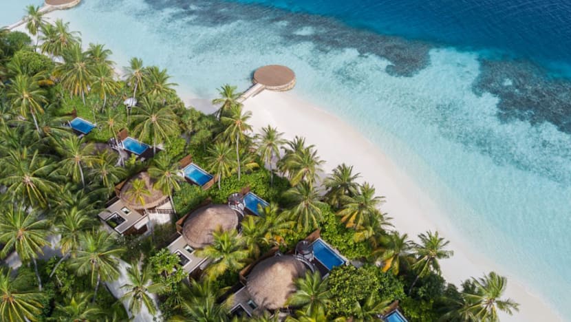 Five Italians die in Maldives cave-diving incident as rescuers search