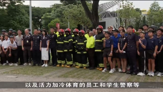 口试练习：体育城举行反恐演练