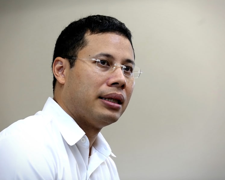 Country’s politics, contest of ideas and views, solely for S’poreans to decide: Desmond Lee