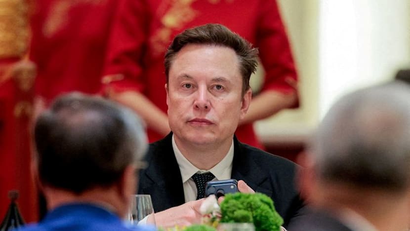 Musk proposes peer review for frontier AI models in Economist interview