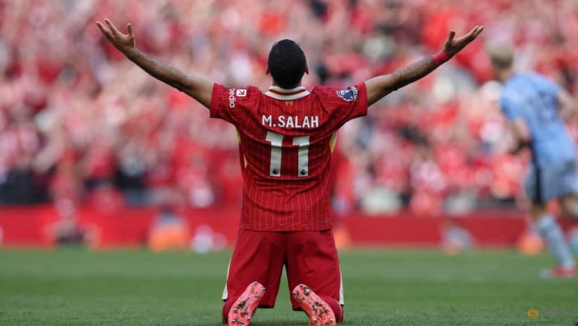 Liverpool fans can finally celebrate league title with parade Liverpool fans can finally celebrate league title with parade