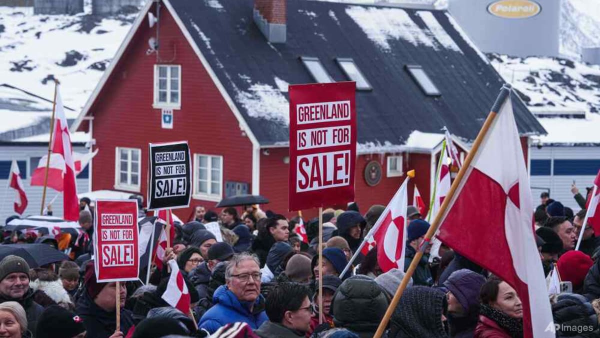 Trump threatens Europe with tariffs over Greenland as protesters rally