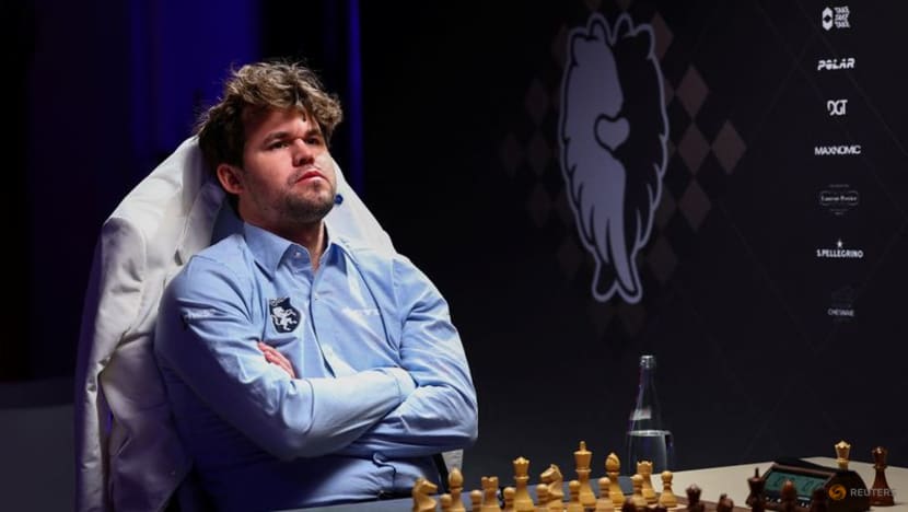 Chess-Carlsen puts meltdown behind him to win Norway Chess tournament