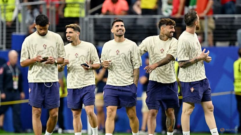 Spain unchanged, Joao Felix starts for Portugal in World Cup last 16