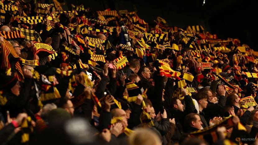 Watford to wear Elton John-inspired kit to honour pop star former chairman