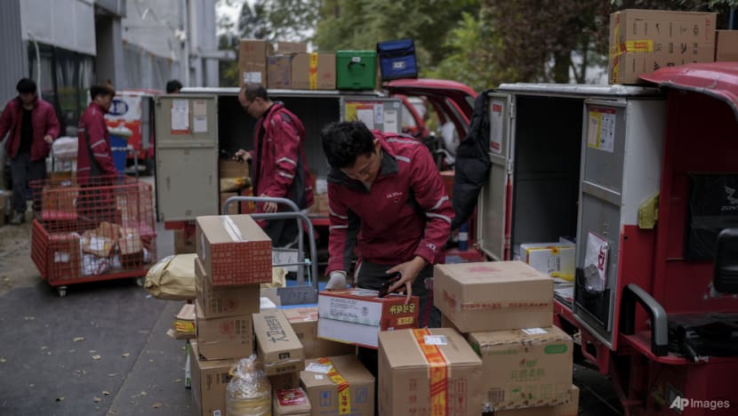Chinese e-commerce platforms to end refund-without-returns amid weak economy: Sources Chinese e-commerce platforms to end refund-without-returns amid weak economy: Sources