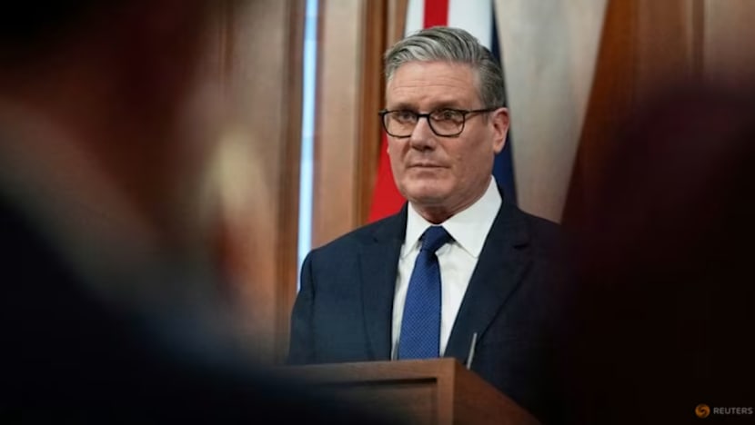 Starmer enggan tunduk pada desakan letak jawatan; ikrar untuk terus tadbir Britain