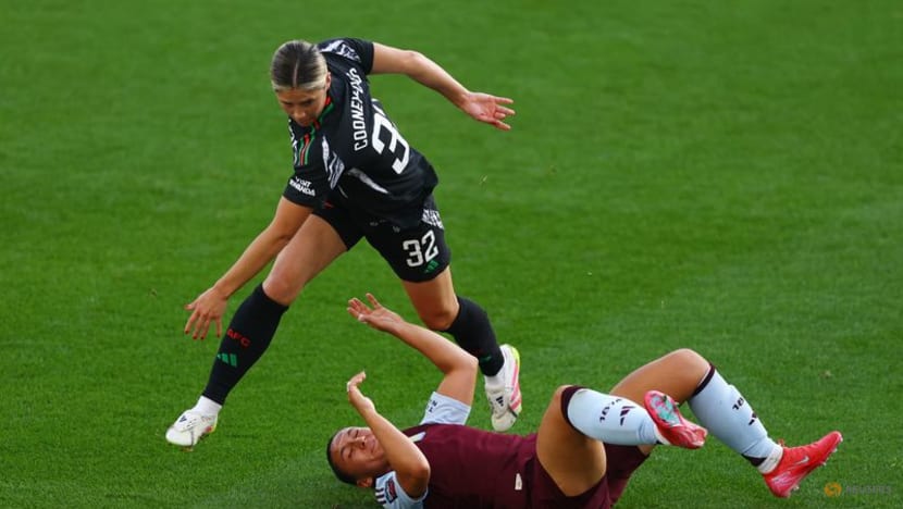 Arsenal's collapse at Aston Villa opens door for Chelsea to win WSL title