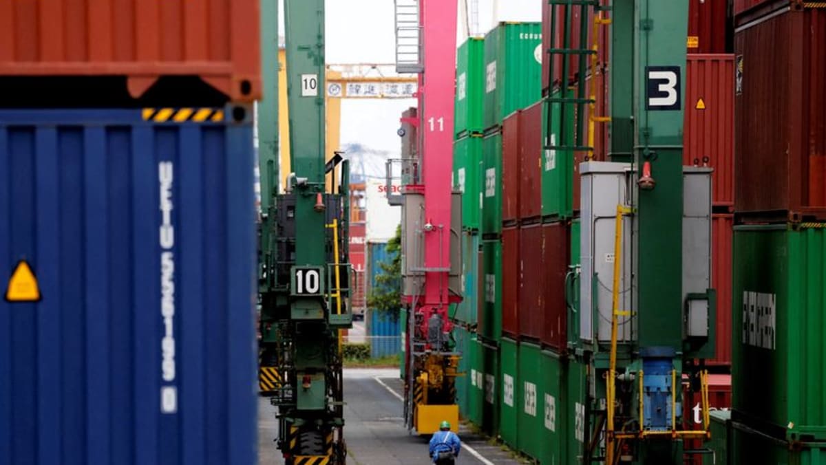 Japan's service sector activity rebounds in April, PMI shows - Channel News Asia (Picture 1)