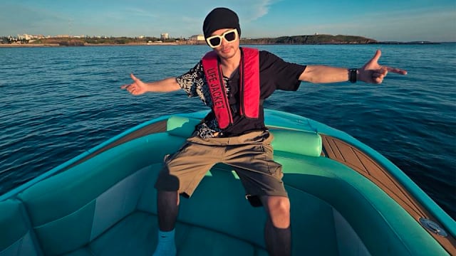 黄明志到警局投案料被延扣7天助查，代表律师说了这句话！