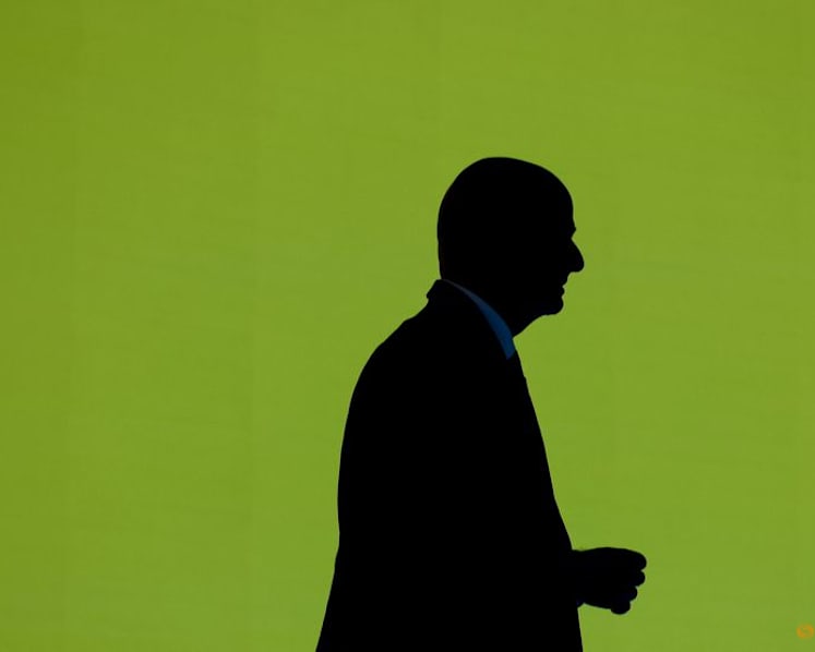 Small nations hold big cards as FIFA chief Infantino scrambles for support
