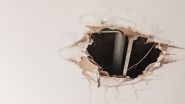 发现天花板藏逾17万现金 新西兰夫妇获准保留3万元