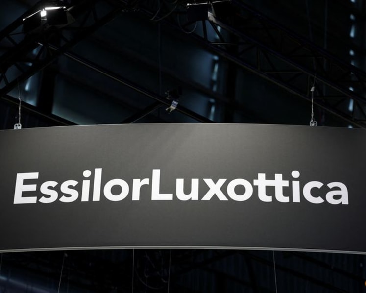 EssilorLuxottica, Applied Materials strike deal to develop smart glasses, AR technology