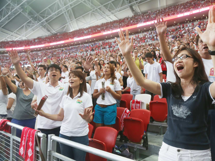 More than 50,000 Christians gathered to give thanks and pray for the growing unity among churches and within the nation at the Jubilee Day of Prayer 2015 event to
mark Singapore’s 50th year of independence in July. The share of those identifying themselves as Christians has increased marginally. Photo: Ooi Boon Keong