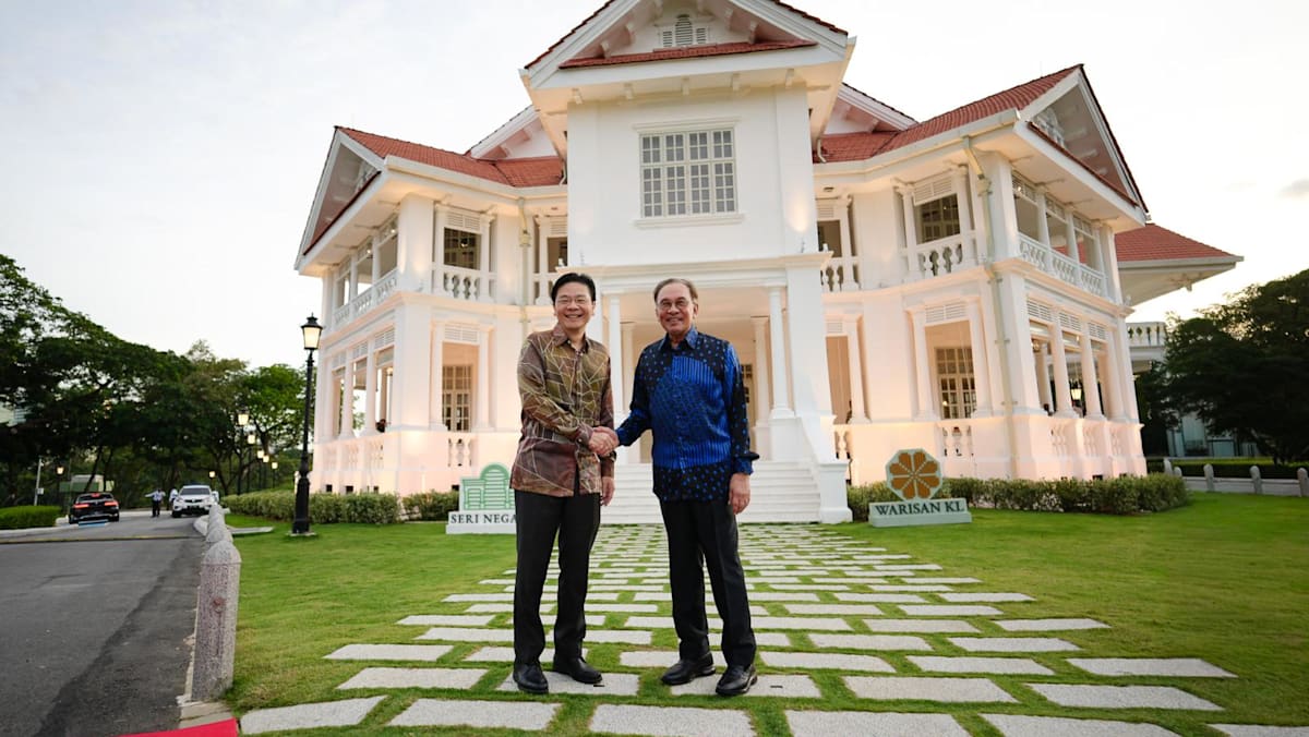 Singapore PM Wong, Malaysia’s Anwar pledge to strengthen ties, resolve outstanding issues after ‘buka puasa’