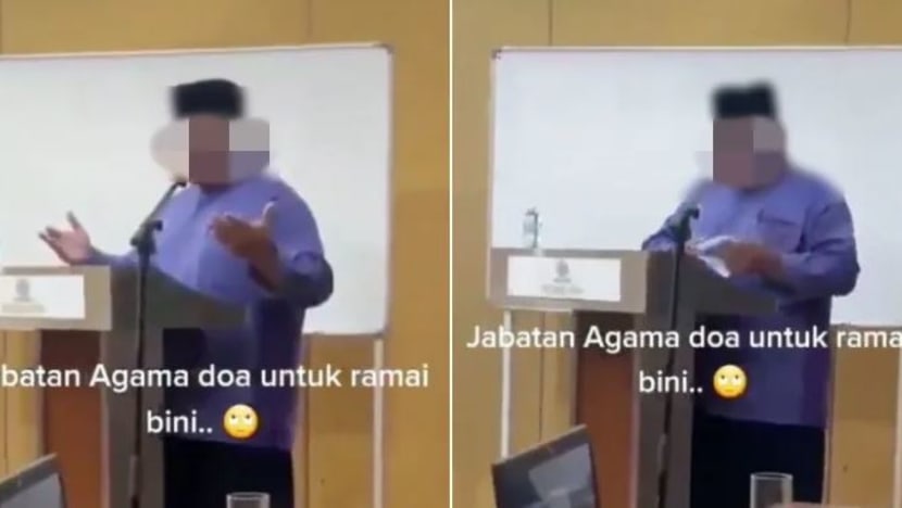 Pegawai agama M'sia doa tambah isteri secara berjemaah, terima kecaman teruk netizen Pegawai agama M'sia doa tambah isteri secara berjemaah, terima kecaman teruk netizen