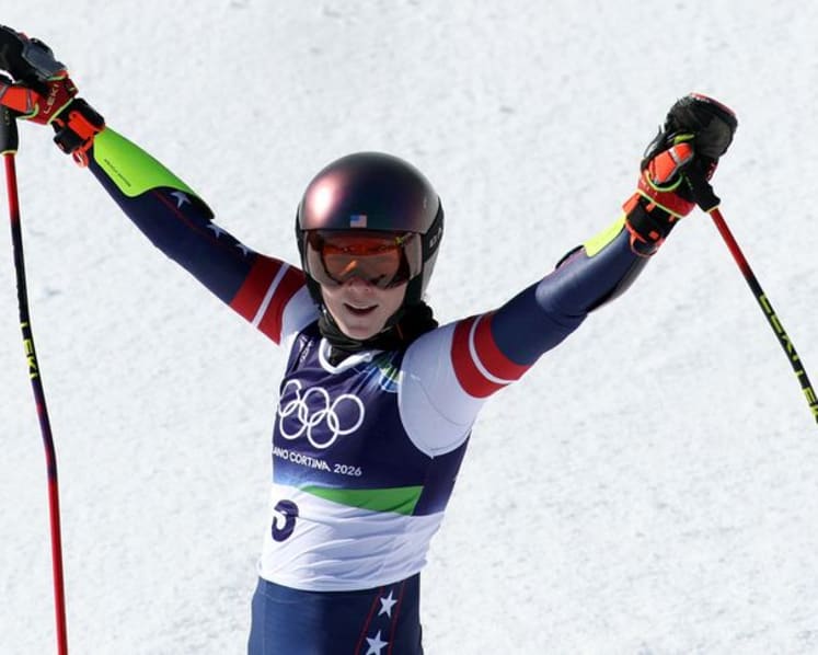 Alpine skiing-Shiffrin’s composed GS reaction marks turnaround from Beijing disappointment