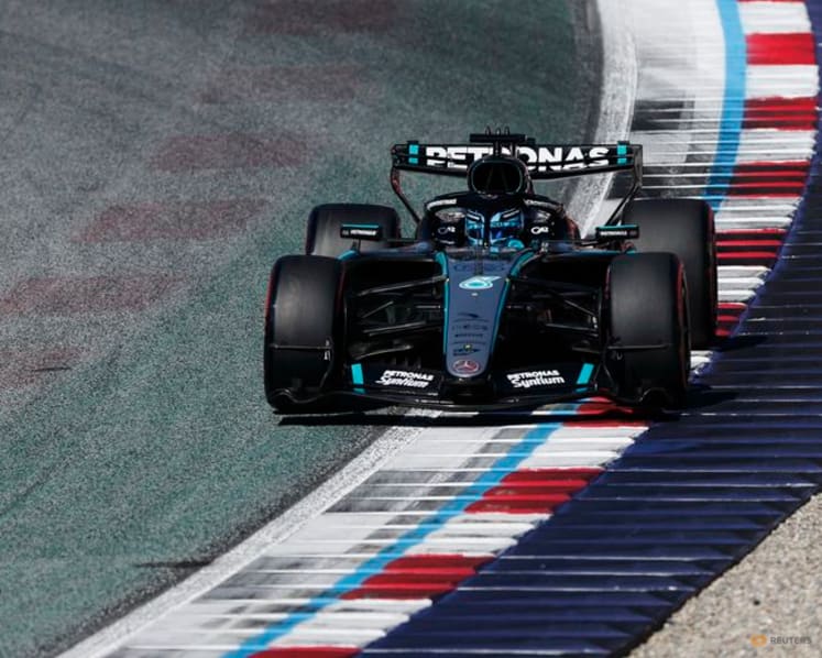 Russell takes pole in chaotic Austrian GP qualifying