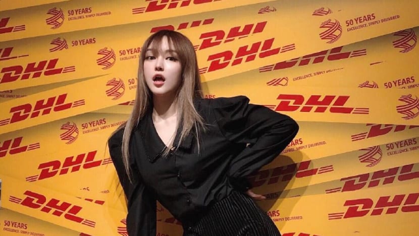 Show Luo's Girlfriend Can't Get Eyelash Extensions As She’s Stuck At Home Due To COVID-19 Outbreak