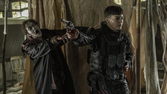 【满城三带黄金甲】“The Walking Dead: The Ones Who Live”：高开低走，拖泥带水