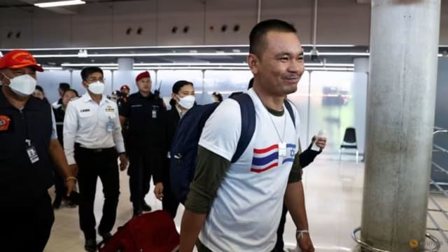 被哈马斯释放的六名泰国人质已安全回国